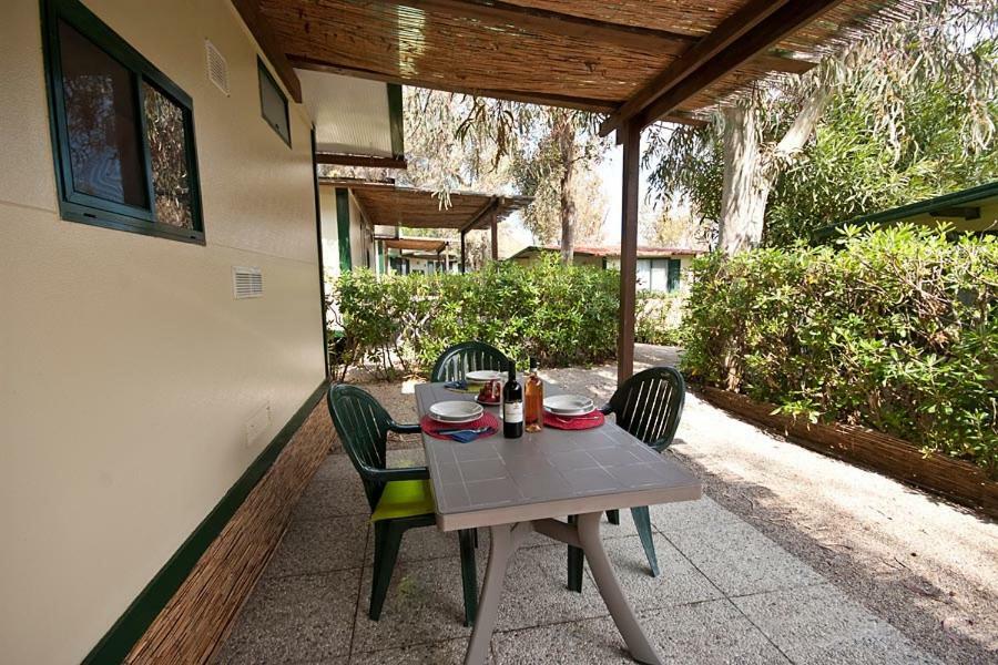Acquaviva Village Camping Портоферрайо Экстерьер фото
